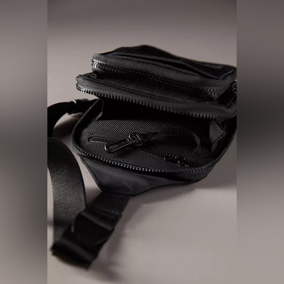 BEIS via Anthropologie The Sport Sling in Black — sold out! - Picture 4 of 13